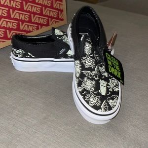 Vans Classic slip ons